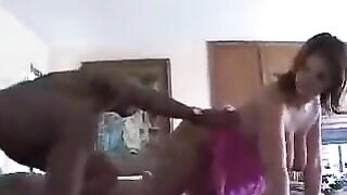 The wife agreed to sex without a plot for the sake of a big cock