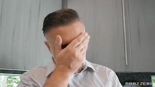 A real estate agent gets his dick sucked by a potential buyer