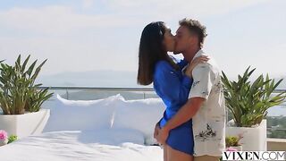Crashers of the party became a daring couple in the nature