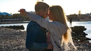 A man brings his girlfriend to the peak of pleasure