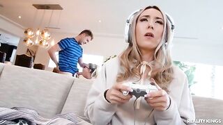Hot nerd in glasses gets her pussy railed by a big dick