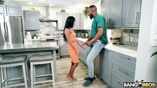 A man with a huge dick fucked the girl in the kitchen