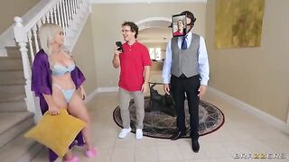 A couple fucked by a stranger who acts as a surrogate