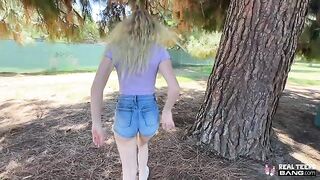 A man gently fucked his girlfriend with a smooth pussy