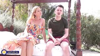 The blondie pulled a cock into her mouth and began to make love