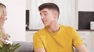When to learn how to lick a pussy? Never mind, mama knows