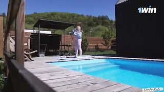 A pretty and sexy fitness girl improved her daily activities