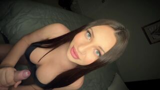 She demonstrates everything she learned from her blowjob class in this steamy session
