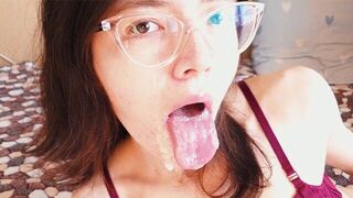 The guy checked the strength of sperm after a rough sex