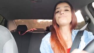 The hot girl agreed to have sex with the Uber driver for a discount