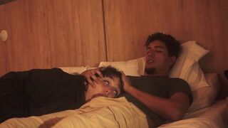 Girl gave a blowjob and got a cumshot on her bed