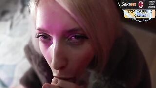 A prostitute picked up a guy and sucked his dick under the fur coat