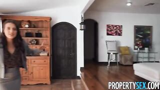 A cunning real estate agent convinced a picky client to buy a house