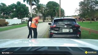 A cute girl got her car repaired and had sex with the mechanic